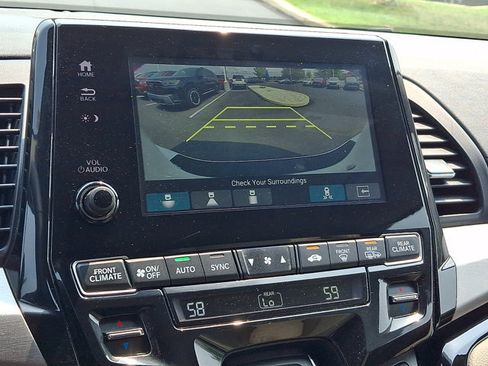 Certified 2024 Honda Odyssey Touring image 23