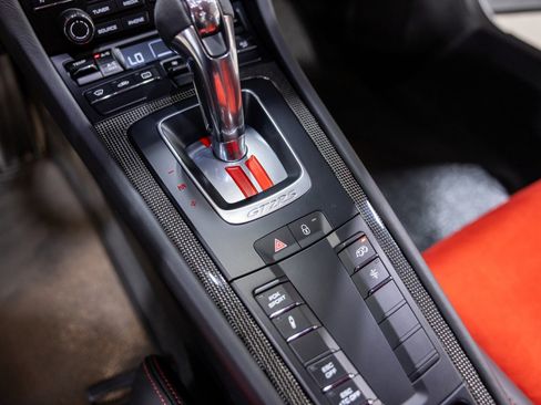 Used 2018 Porsche 911 GT2 RS image 51