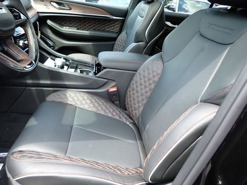 New 2025 Jeep Grand Cherokee Summit w/ Adv Protech Group IV image 12