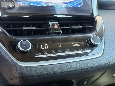 Used 2024 Toyota Corolla LE FWD image 23