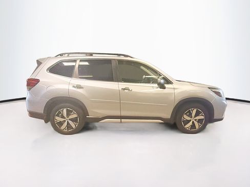 Used 2019 Subaru Forester Touring AWD/4WD image 10