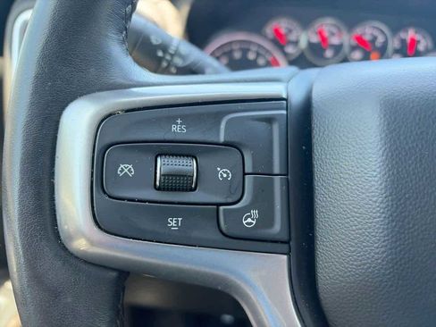 Used 2022 Chevrolet Silverado 1500 RST w/ Z71 Off-Road Package AWD/4WD image 25