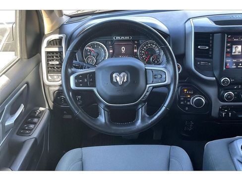 Used 2020 RAM 1500 Big Horn AWD/4WD image 5