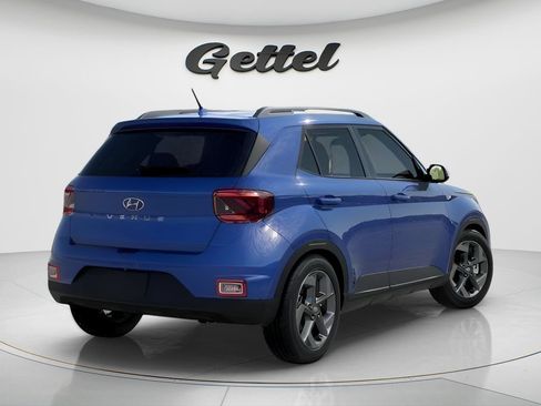 New 2026 Hyundai Venue SEL FWD image 4