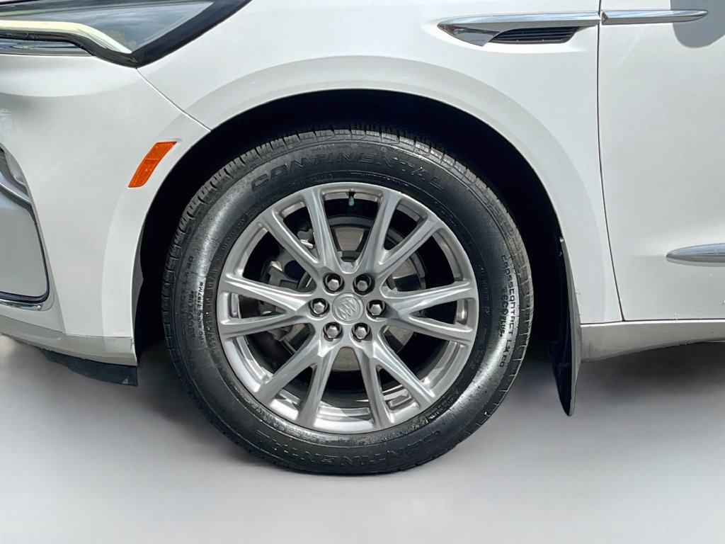 Used 2022 Buick Enclave Premium w/ Surround and Sites Package AWD/4WD image 33