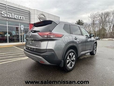 Certified 2023 Nissan Rogue SV image 15