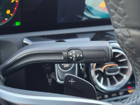 Used 2022 Mercedes-Benz A 220 4MATIC image 32