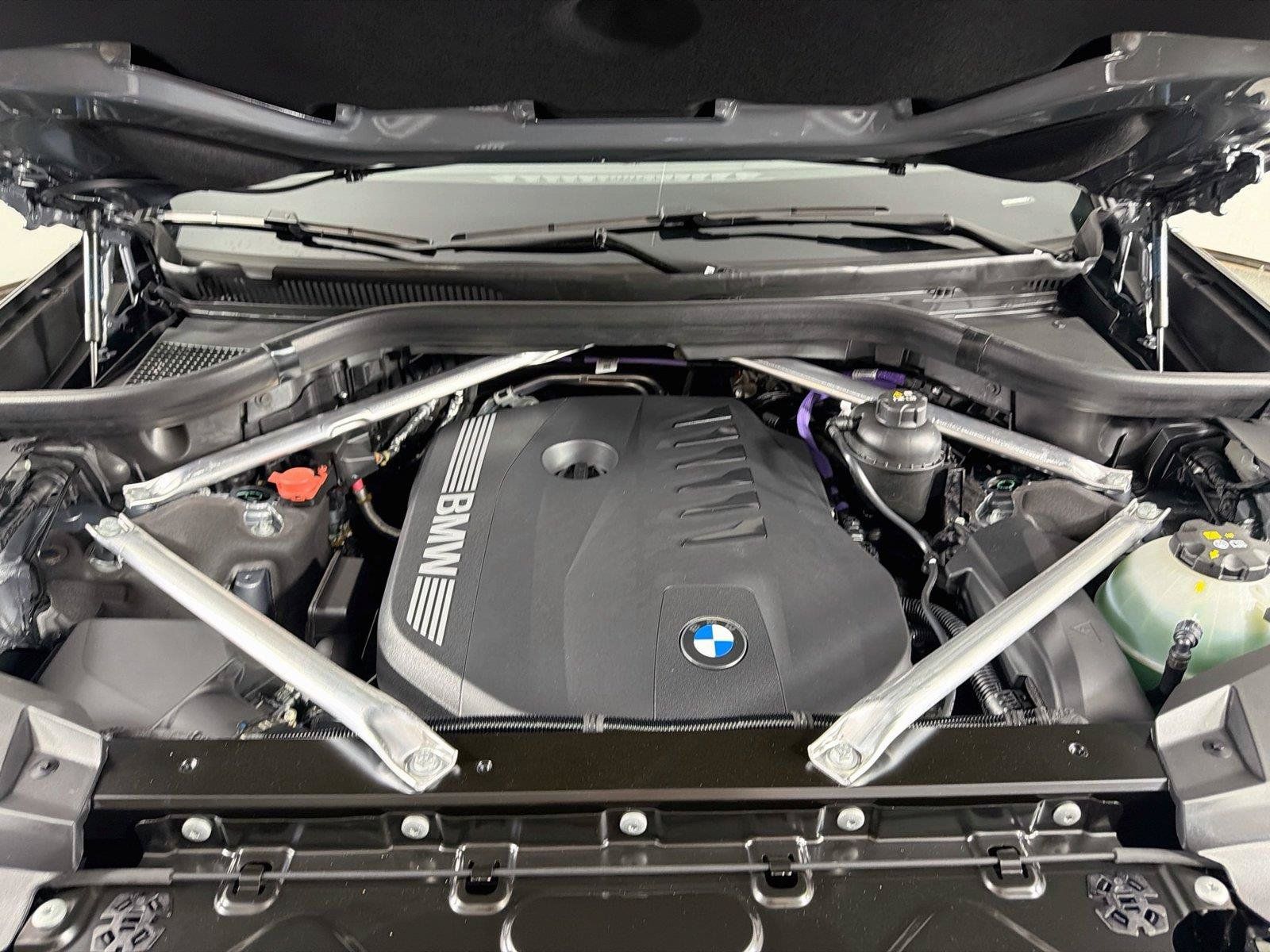 New 2027 BMW X7 xDrive40i w/ Executive Package AWD/4WD image 32