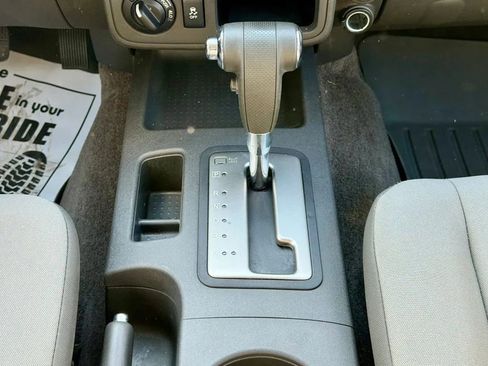 Used 2015 Nissan Xterra X AWD/4WD image 22