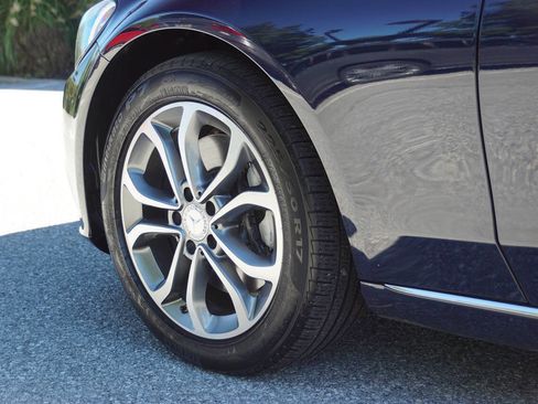 Used 2016 Mercedes-Benz C 300 Sedan image 15