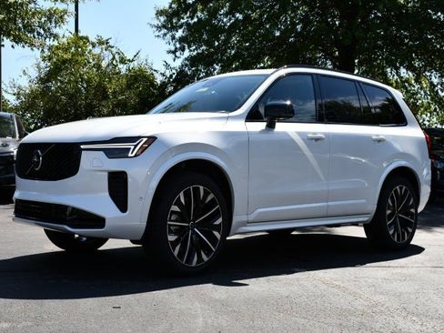 New 2026 Volvo XC90 B6 Ultra w/ Protection Package Premier image 3