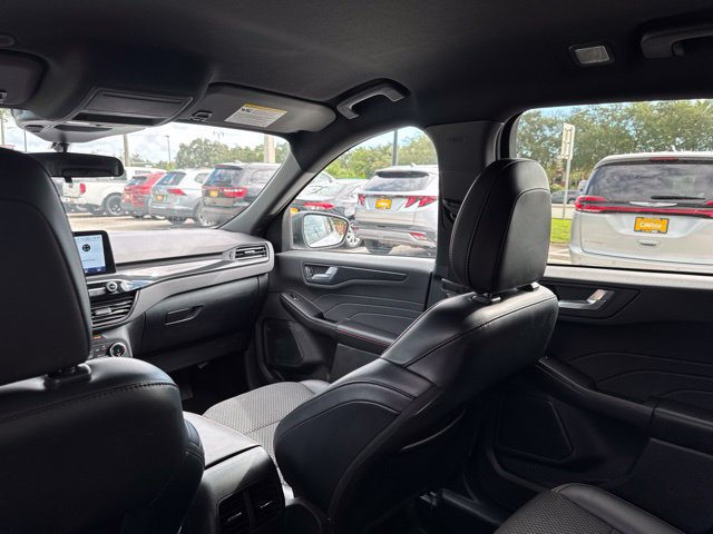 Used 2025 Ford Escape ST-Line AWD/4WD image 19