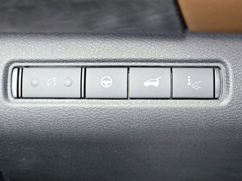 New 2026 Nissan Pathfinder Platinum w/ Cargo Package image 19