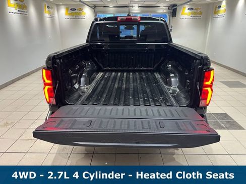 Used 2024 Chevrolet Colorado Z71 image 20