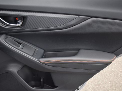 Used 2020 Subaru Crosstrek 2.0i Limited w/ Moonroof Package w/Navigation AWD/4WD image 22