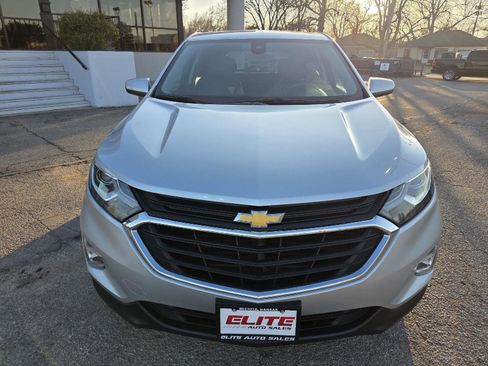 Used 2020 Chevrolet Equinox LT image 2