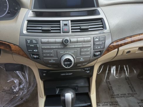 Used 2010 Honda Accord EX-L image 14