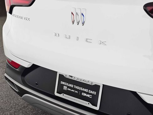 Used 2025 Buick Encore GX Preferred w/ Advanced Technology Package image 13