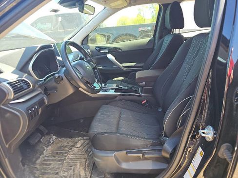 Used 2020 Mitsubishi Eclipse Cross SE FWD image 3