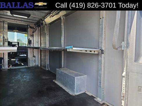 Used 2024 Chevrolet Brightdrop 600 AWD/4WD image 27