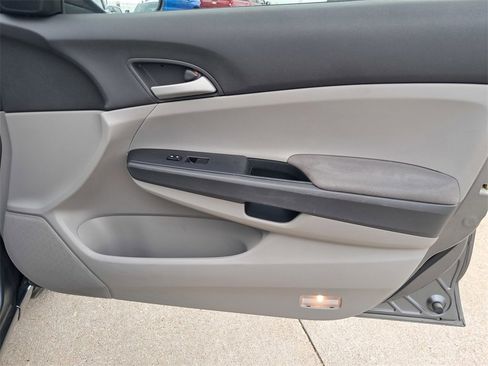 Used 2009 Honda Accord LX image 17