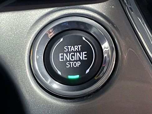 Used 2024 Chevrolet Trax LT FWD image 26
