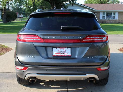 Used 2017 Lincoln MKC Reserve AWD/4WD image 8