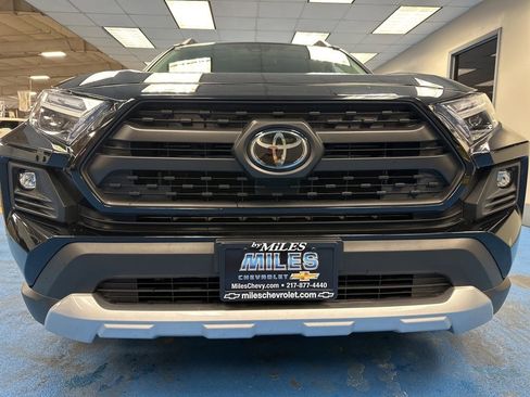 Used 2024 Toyota RAV4 Adventure image 13