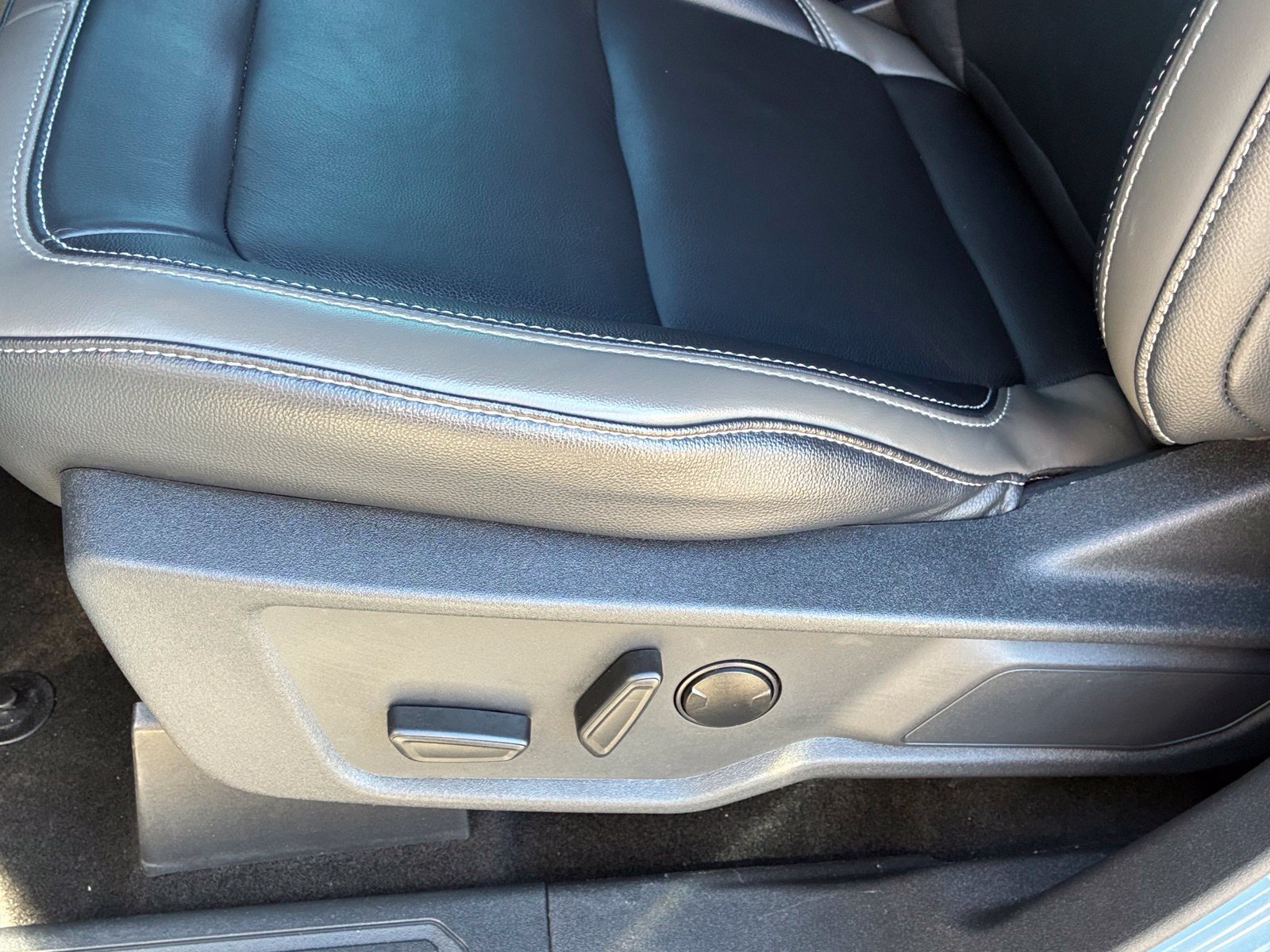 Certified 2025 Ford Bronco Outer Banks AWD/4WD image 14