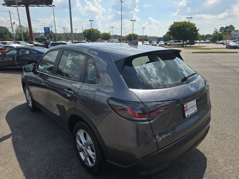 Used 2024 Honda HR-V LX image 6