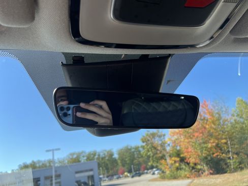 Used 2023 Hyundai Santa Fe Limited image 29