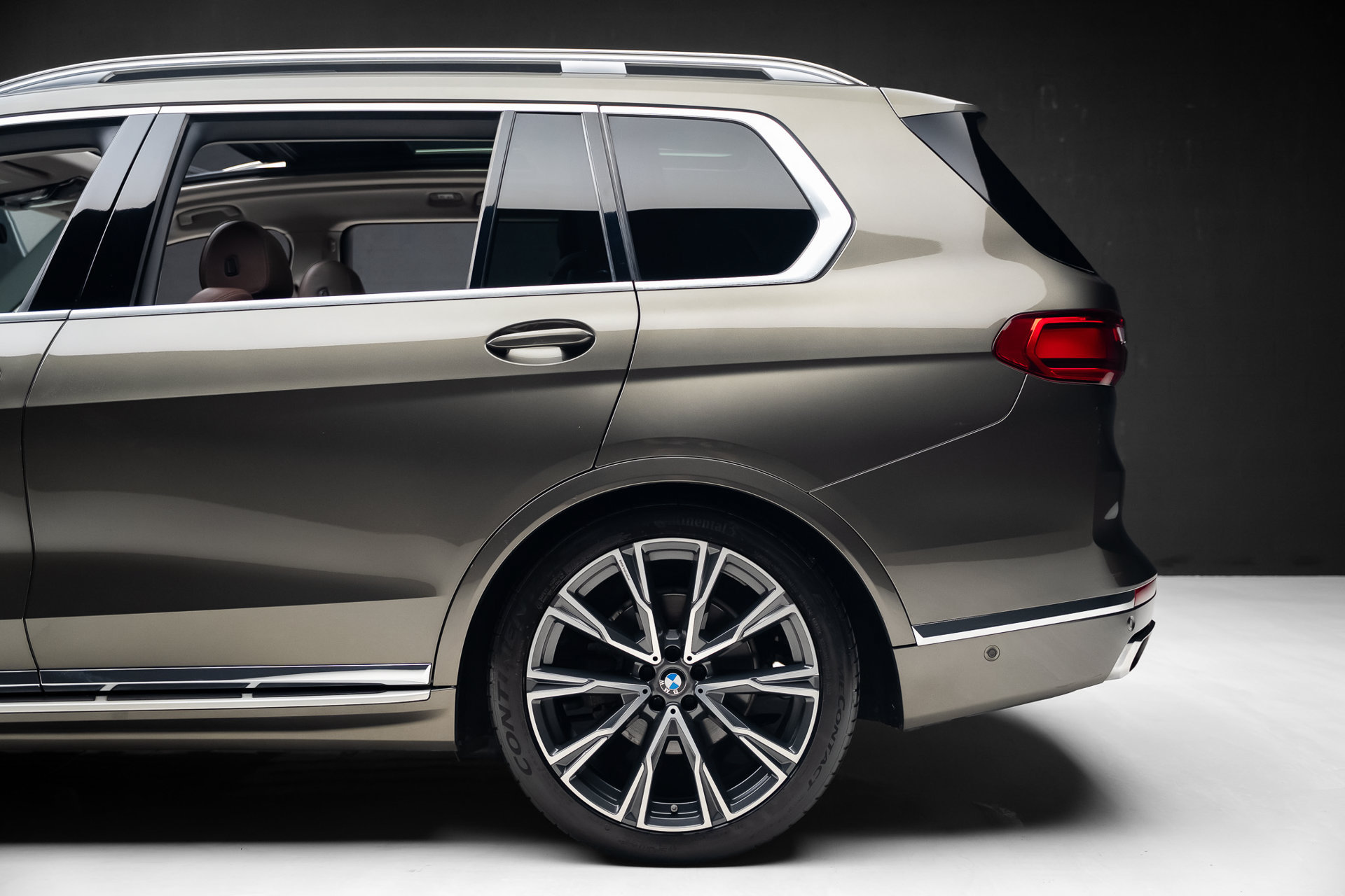 Used 2020 BMW X7 xDrive40i w/ Parking Assistance Package AWD/4WD image 20