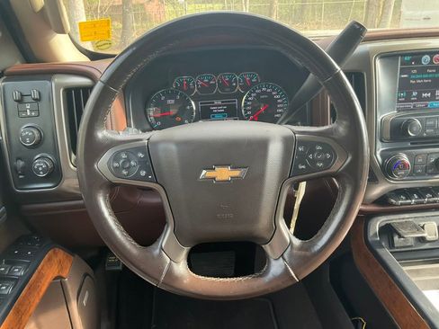 Used 2019 Chevrolet Silverado 3500 High Country w/ Duramax Plus Package image 21