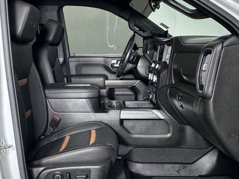 Used 2022 GMC Sierra 3500 AT4 image 32