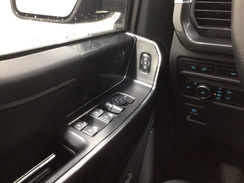 Used 2022 Ford F150 XLT w/ Equipment Group 302A High image 17