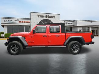 Used 2024 Jeep Gladiator Mojave w/ Convenience Group AWD/4WD video 2