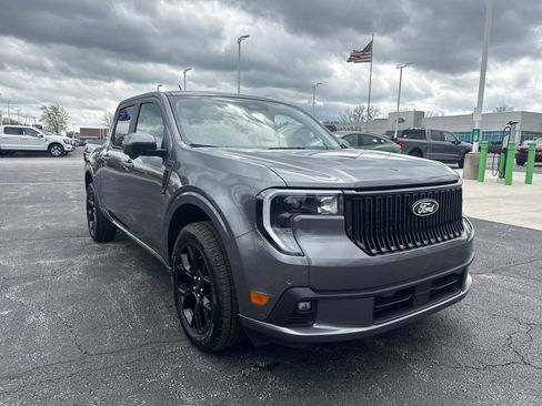 Used 2025 Ford Maverick Lobo image 4