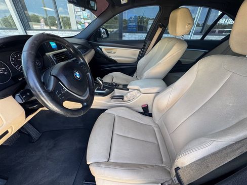 Used 2018 BMW 330i Sedan RWD image 11