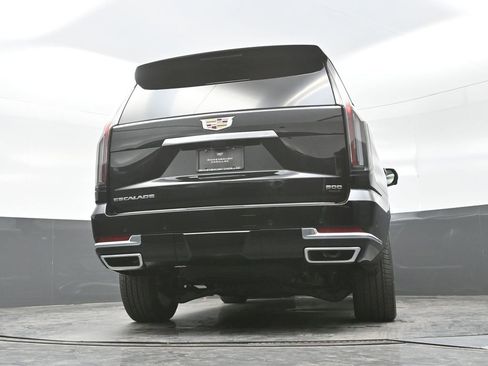 New 2025 Cadillac Escalade Premium Luxury w/ Touring Package image 29