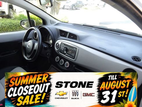 Used 2013 Toyota Yaris L FWD image 14