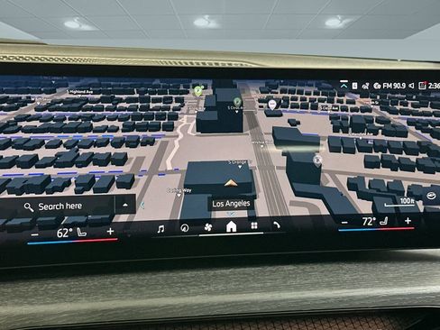 Used 2025 BMW 230i Coupe w/ Convenience Package image 22