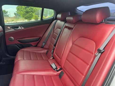 Used 2018 Kia Stinger GT2 AWD/4WD image 8