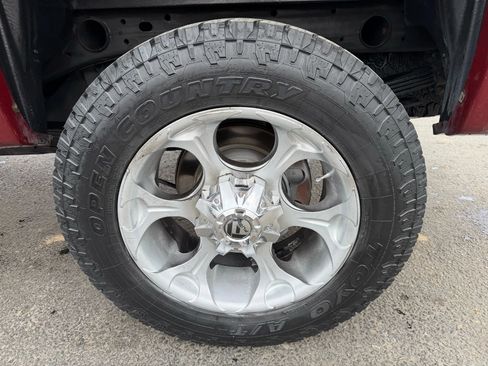 Used 2014 Chevrolet Silverado 2500 LTZ w/ LTZ Plus Package image 22