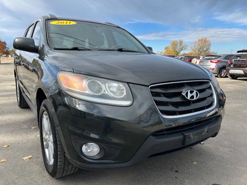 Used 2011 Hyundai Santa Fe Limited image 4