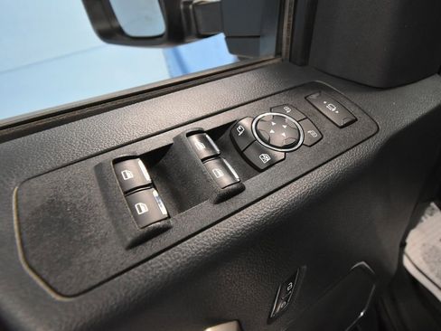 Used 2022 Ford F250 Lariat image 6