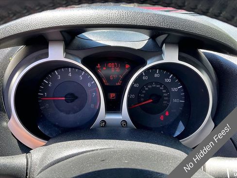 Used 2011 Nissan Juke SV AWD/4WD image 13