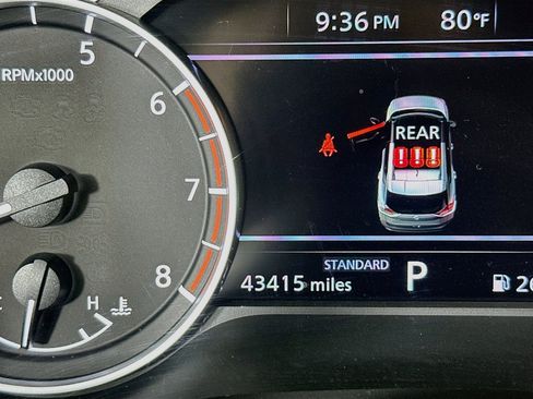 Used 2023 Nissan Rogue SL FWD image 19