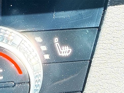 New 2026 Mitsubishi Outlander SE image 21