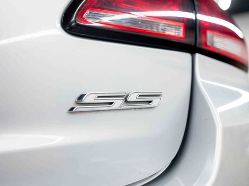 Used 2015 Chevrolet SS RWD image 37