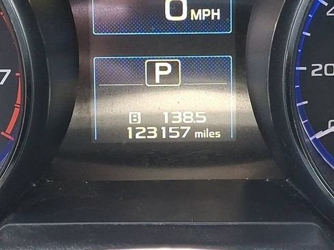 Used 2016 Subaru Outback 2.5i Limited w/ Protection Package #1 AWD/4WD image 24